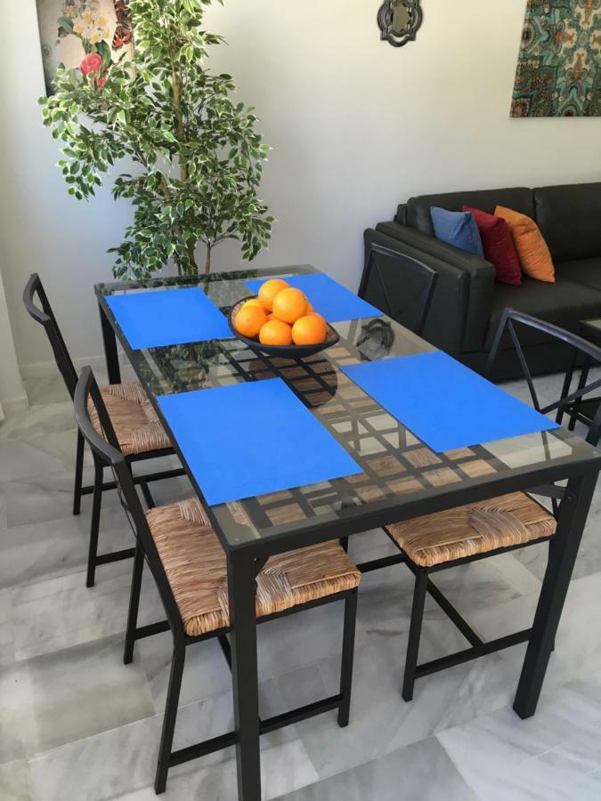 Avda De Palmeras * Benalmádena