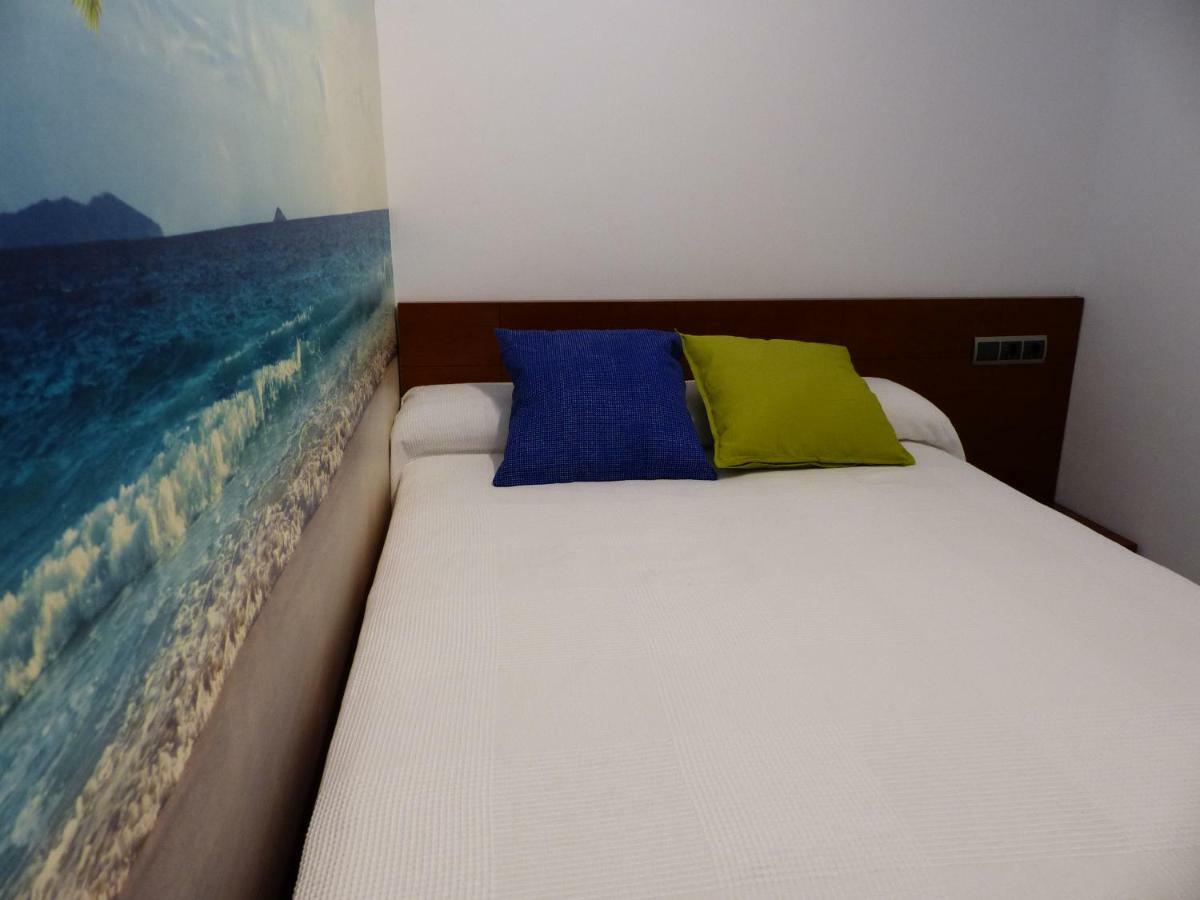 Appartement Apartment, 2 Bedrooms, On The Beach, With Pool, Sea Views And Garden -- Included, Parking & Wifi