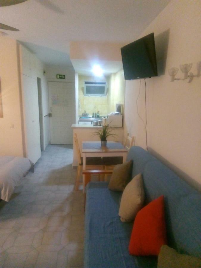 Jupiter Apartment *