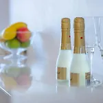 Honeymoon Apartments