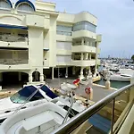 Capaldi Luxury Holiday Rentals Puerto Marina Benalmadena