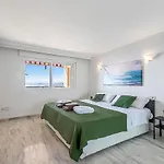 Stunning Sea And Mountains Views Close To The Beach !