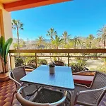 797 Holiday Rentals- Apartamento en Sunset Beach con vistas al jardin
