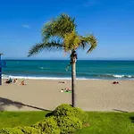 1.012 Apartamentos Aguila. Cercano A La Playa Y Al Centro De Benalmadena. Excelente Ubicacion.