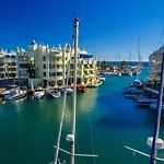 1.012 Apartamentos Aguila. Cercano A La Playa Y Al Centro De Benalmadena. Excelente Ubicacion.