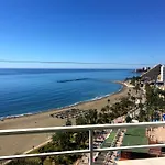 Deluxe Penthouse With Sea Views Near Puerto Marina