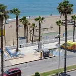 First Line Apartment Sea Views With Pool And Free Parking