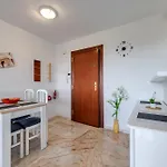Vb Myramar 2Bdr Apt