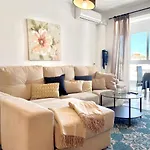 Apartment In Avenida Alay, 2