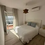 Benalmadena Beachside Apartment With Parking