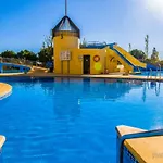 532 Minerva Apartamentos- Vistas Al Mar Y A La Piscina - Excelente Ubicacion