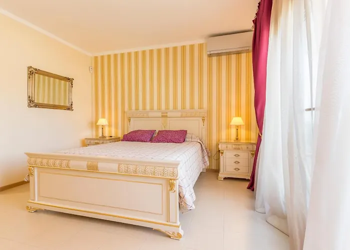 Benalbeach Premium Small Studio- 24H Access