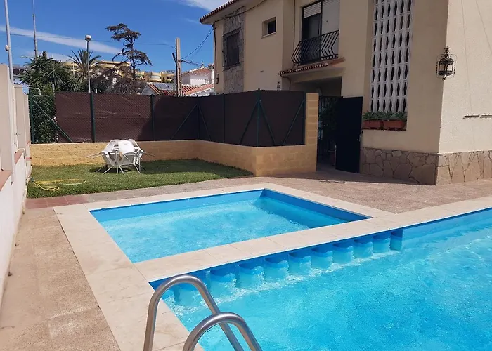 Chalet Puerto Marina Goya