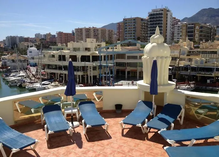 Capaldi Luxury Holiday Rentals Puerto Marina Benalmadena