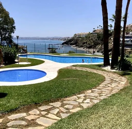 Golf & Beach Apartment In Costa Del Sol