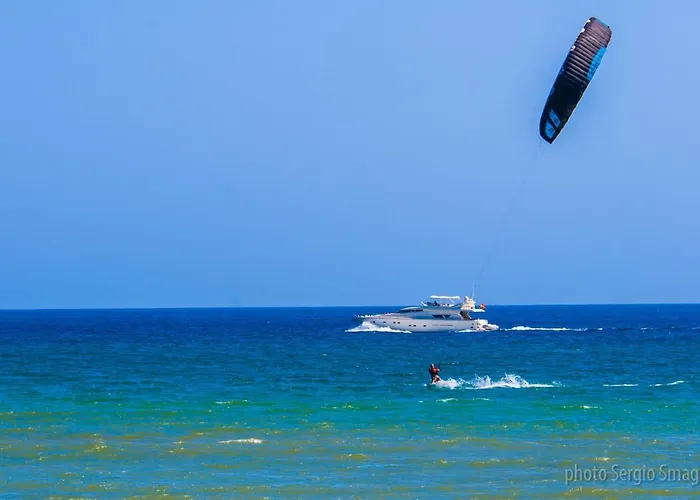 1.012 Apartamentos Aguila. Cercano A La Playa Y Al Centro De Benalmadena. Excelente Ubicacion.