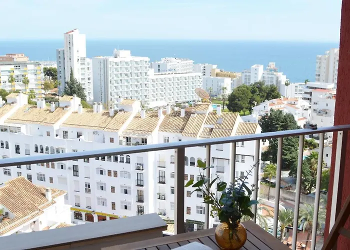 Apart With Swimming Pool Open All Year Benalmadena