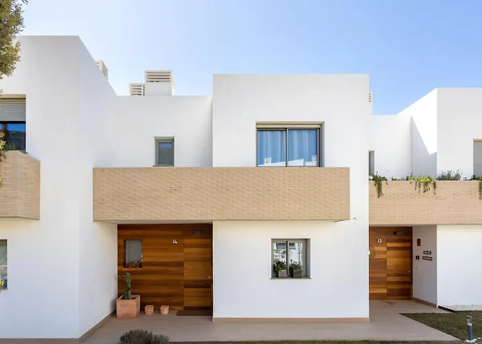 Villa Nature With Private Pool