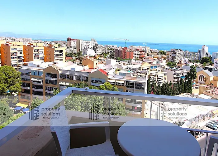 1017 Iris Apartamento - Vista Al Mar - Cerca De Tren, Restaurantes Y Tiendas - Playa A 10 Minutos Caminando