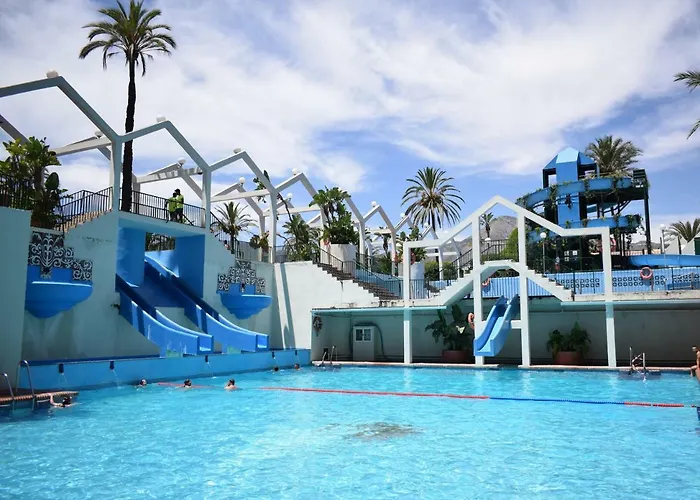 Apartamentos Benal Beach Group