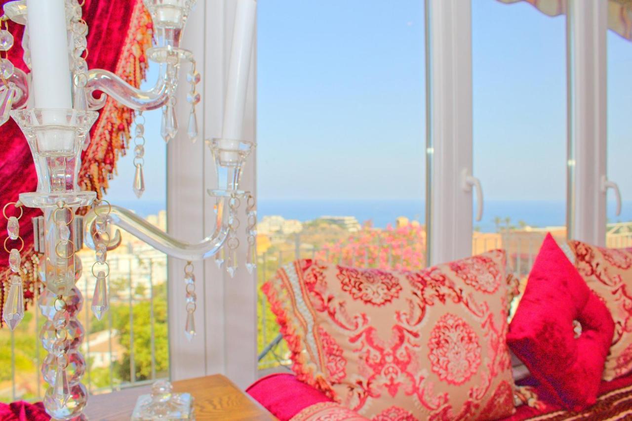 1001 Nights *