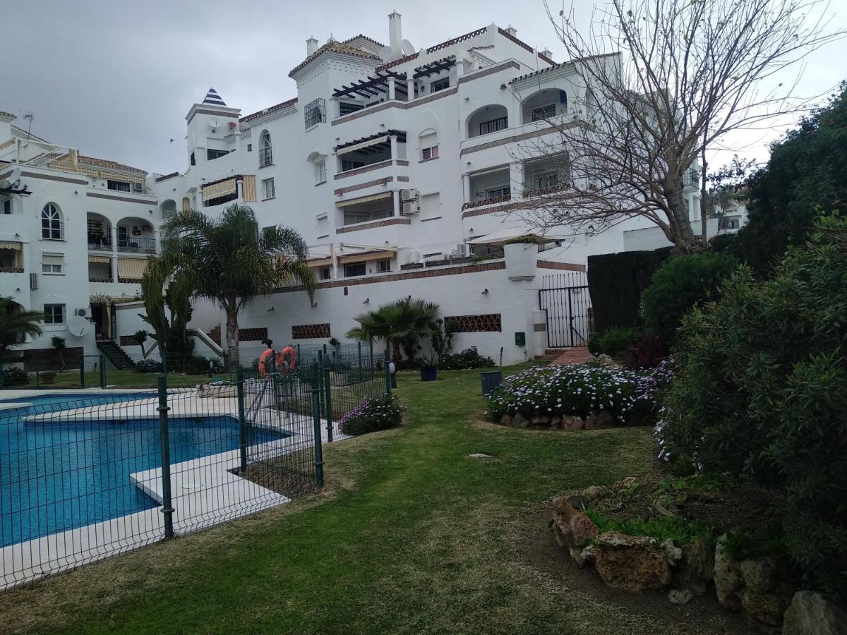 Apartamento Con Piscina Y Terraza Junto A La Playa