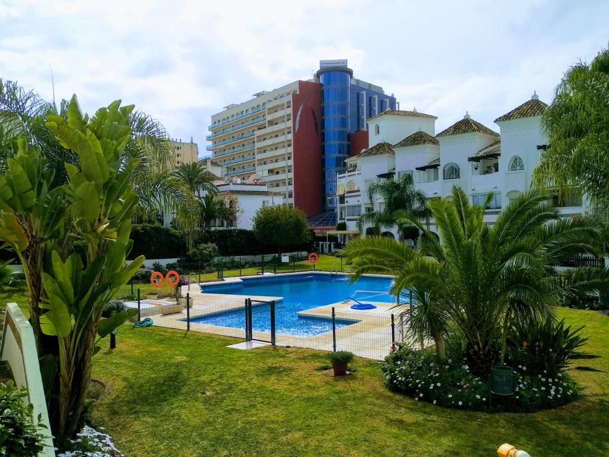 Apartment Apartamento Con Piscina Y Terraza Junto A La Playa Benalmadena