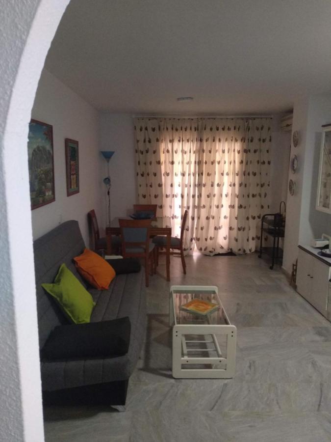 Apartamento Con Piscina Y Terraza Junto A La Playa Benalmadena
