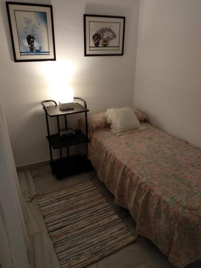 Apartamento Con Piscina Y Terraza Junto A La Playa