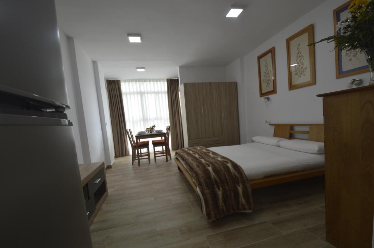 Hercules 444 Apartment