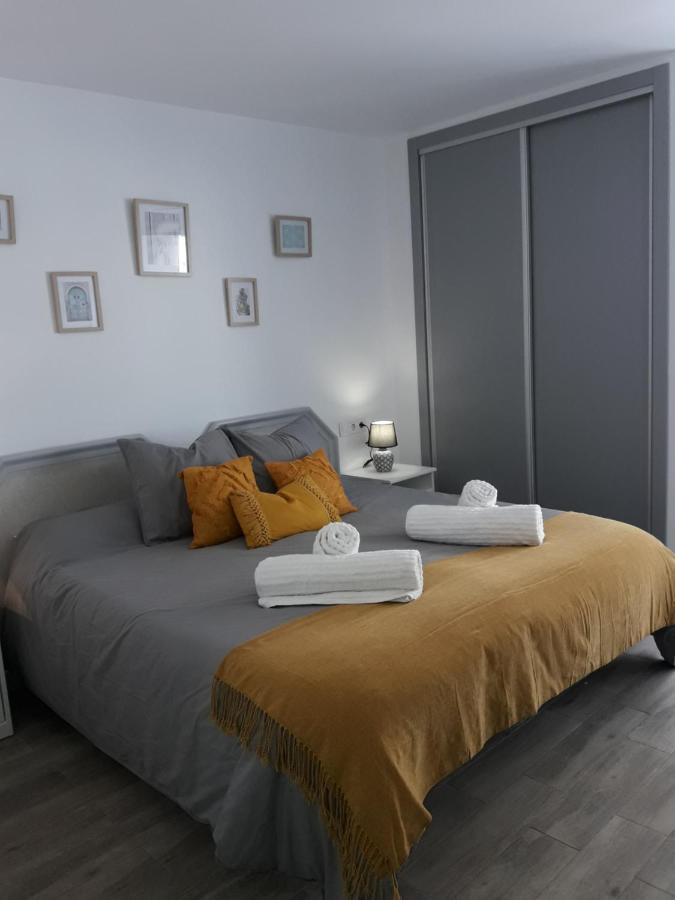 Iris Apartment, *