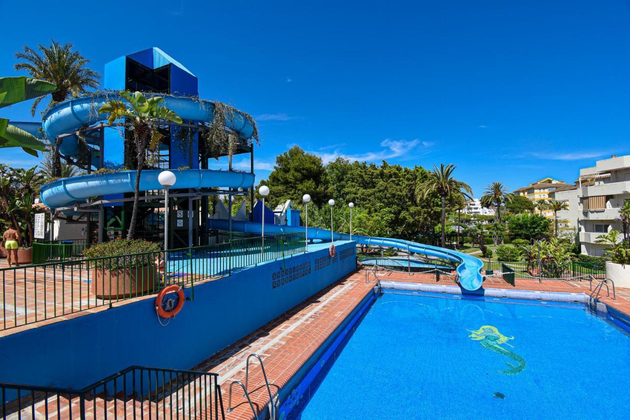Apartment Benal Beach, Superb 2 Bedroom 2 Bathroom Front Sleeps 6 Benalmadena