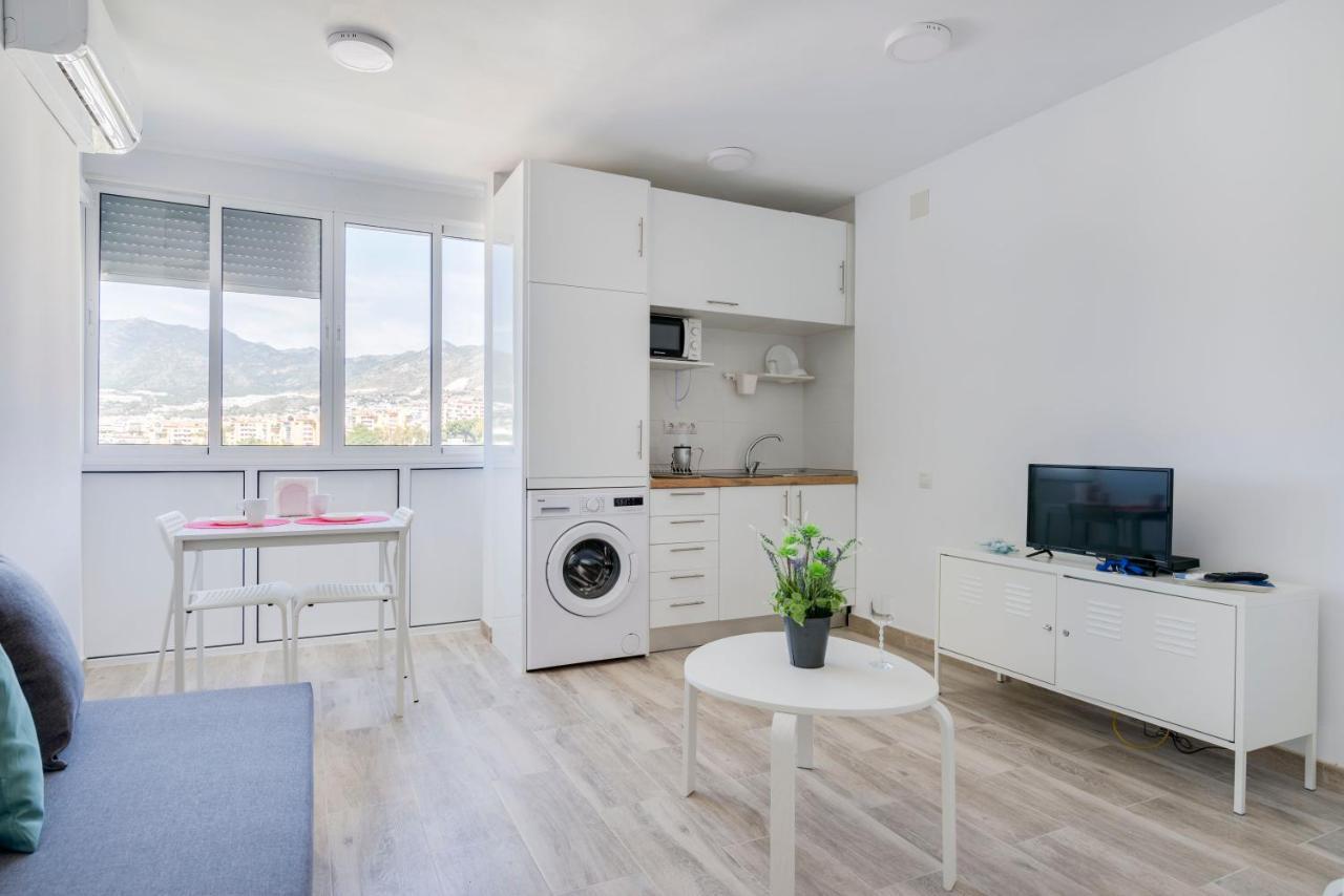 Panoramic Views Cosy Studio Apartment