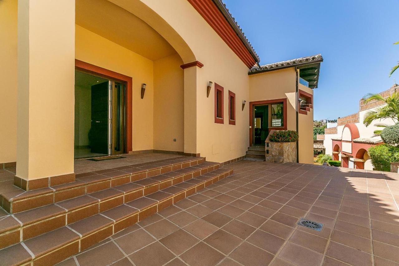 Vive Exclusiva Mar Y Golf, Solo Adultos