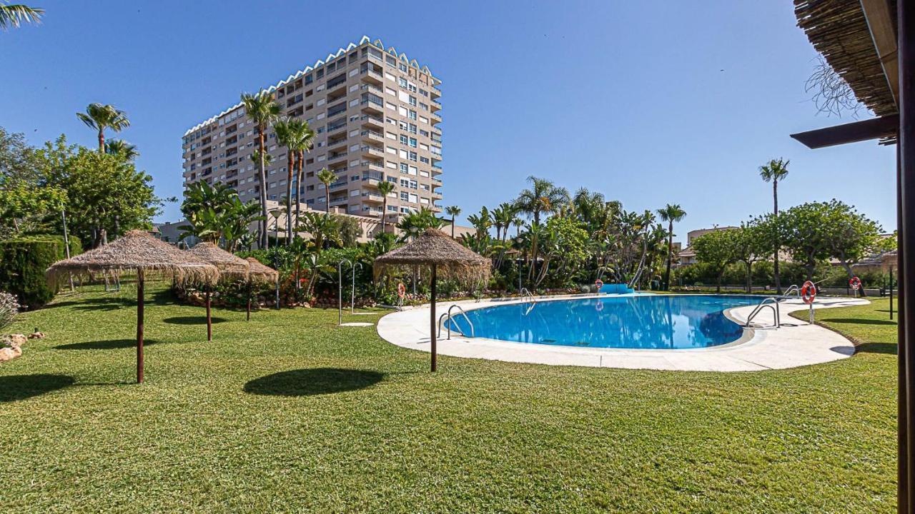 Stunning Sea And Mountains Views Close To The ! Apartment *