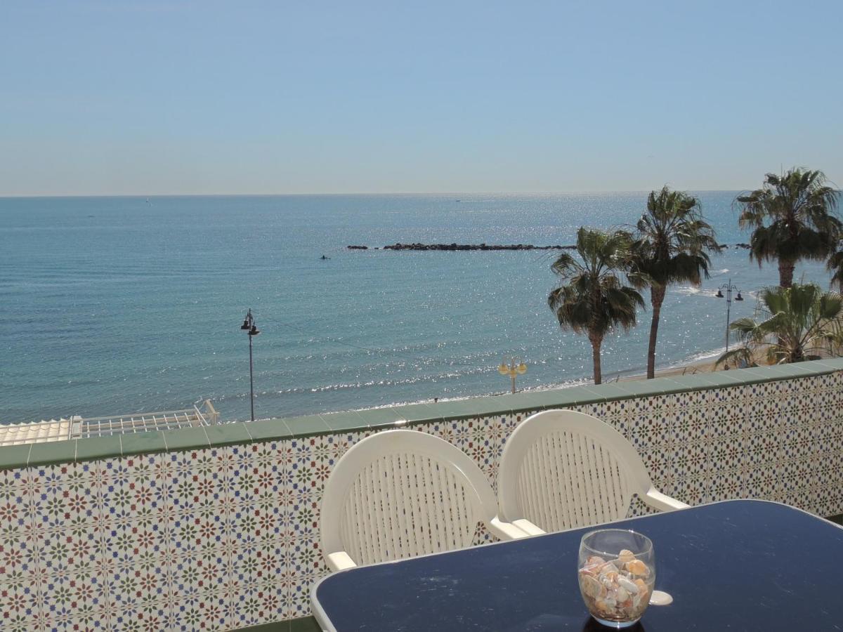 Las Gaviotas Beach - Playa - Sea Front - Frente Al Mar *