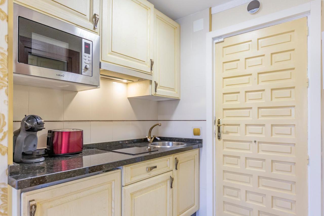 Apartment Benalbeach Premium Small Studio- 24h Access