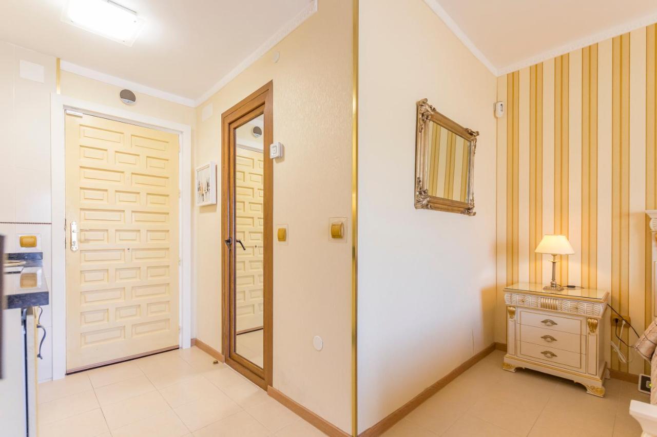 Benalbeach Premium Small Studio- 24h Access *