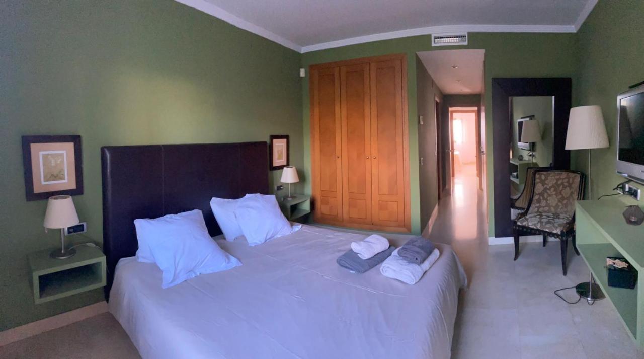 In - Luxury Complex Bellagio Apartment *