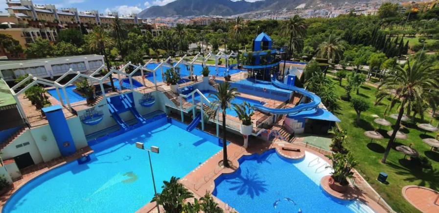 Benal Ii, Estudio Con Parque Acuatico Y Vistas Al Mar. Apartment *