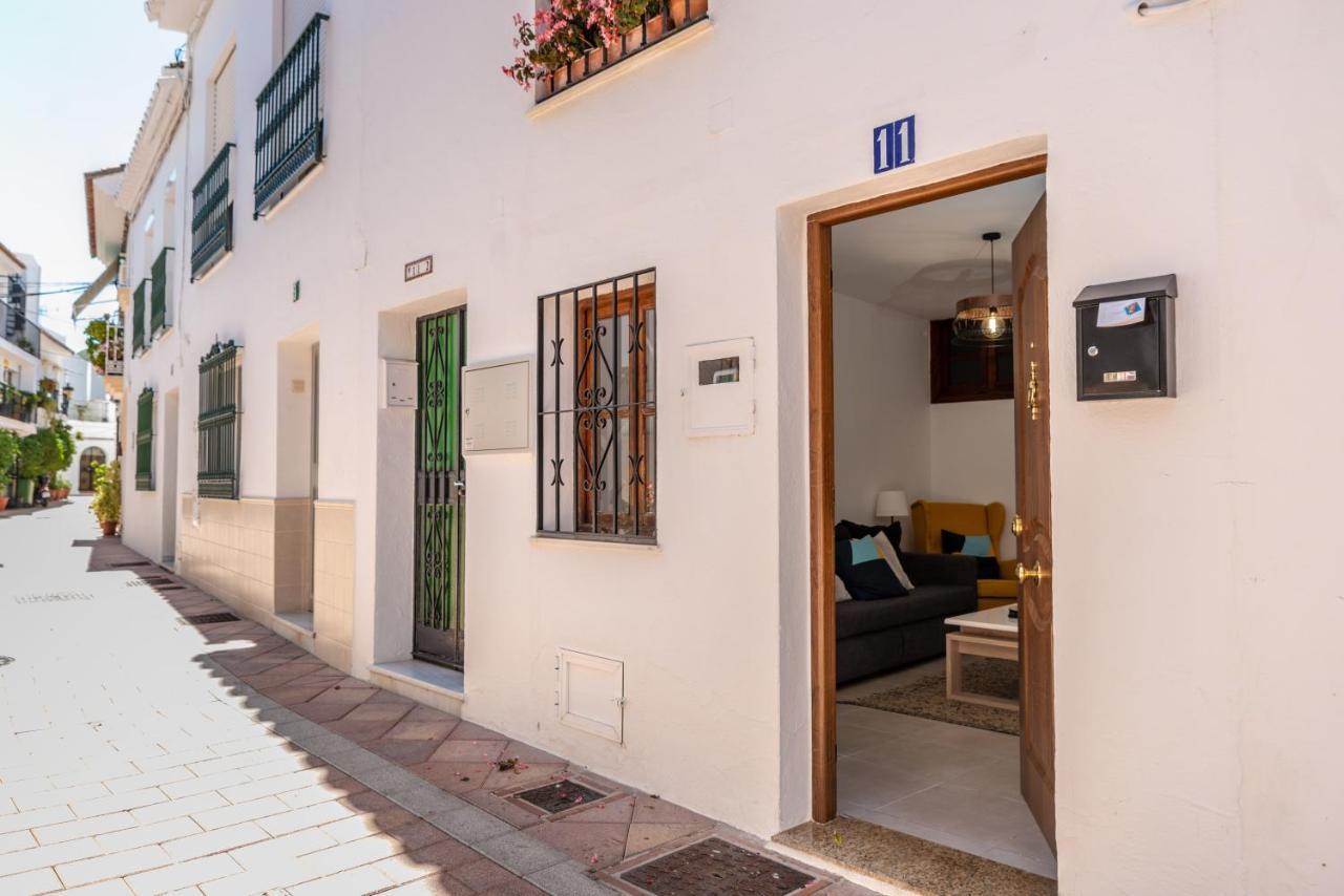 Holiday home Lovely Cozy 2-bedroom Residential With Patio