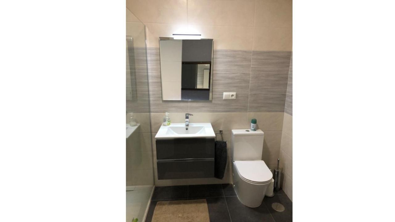 First Line, To The Beach, 1 Bed , Sleeps Apartment Benalmádena