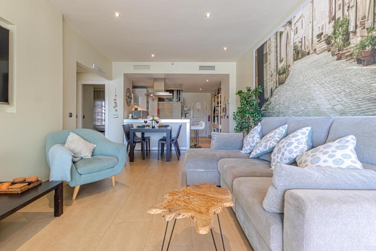 Puerto Marina Apartment *
