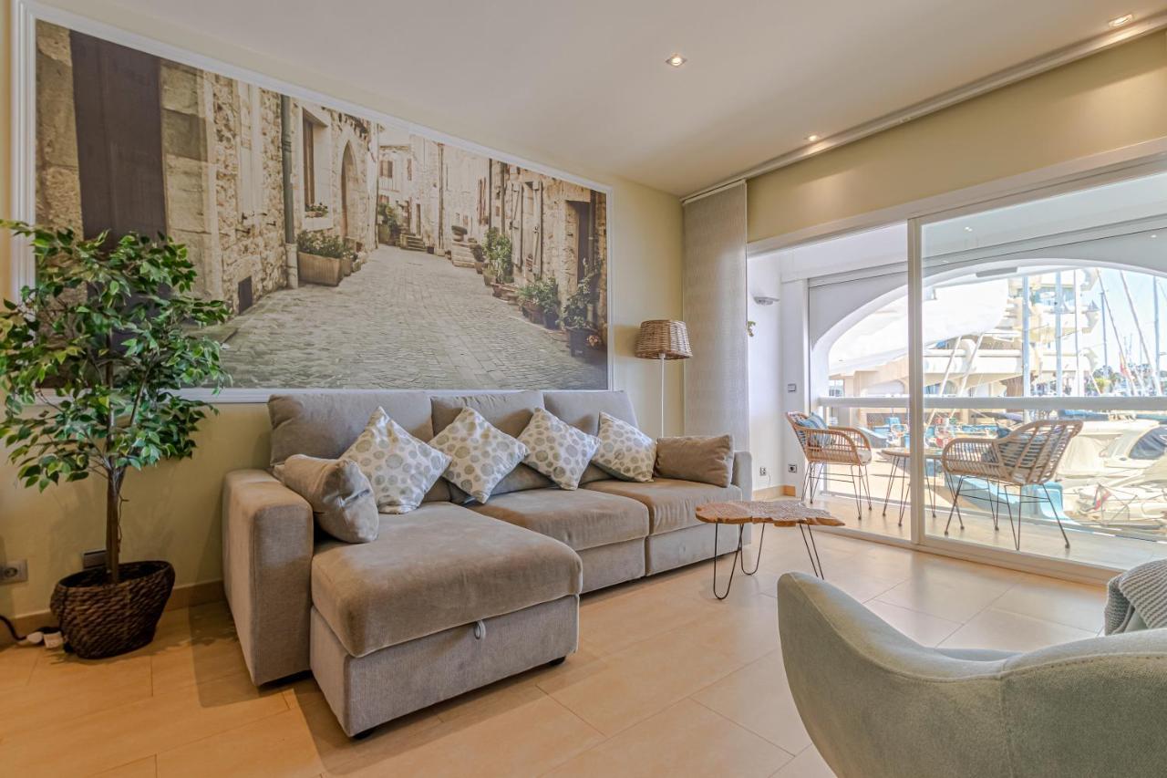 Puerto Marina Apartment