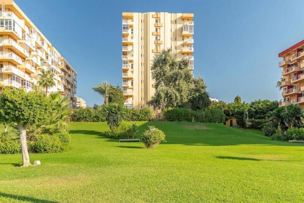 Jupiter Dream - Breath Taking Design, Sea Views And Facilities Benalmadena