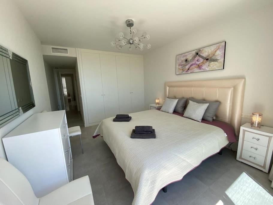 Deluxe Sea View With A Swimming Pool *