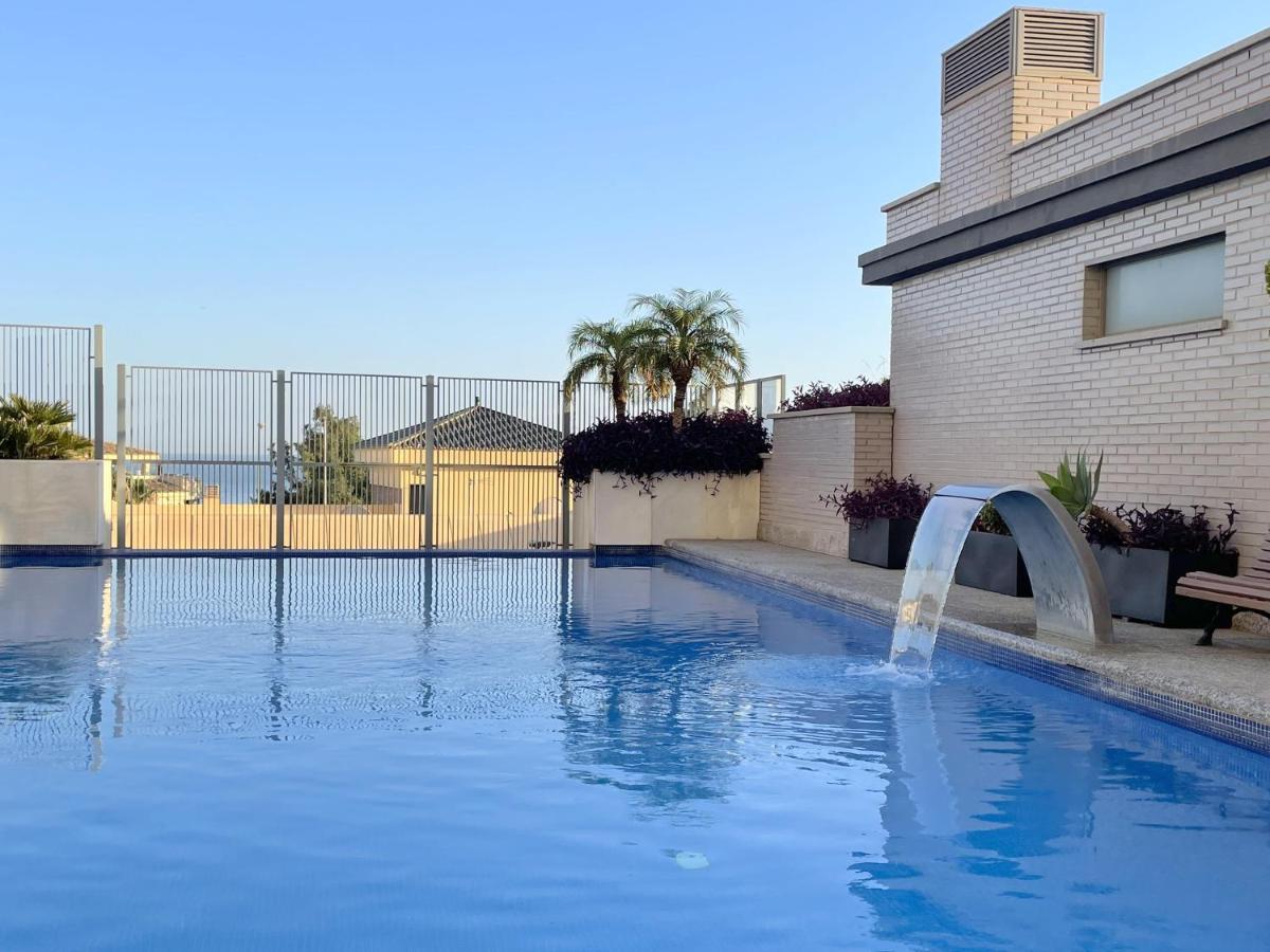 Apartment Brand New Modern 2 Bdrms Duplex Penthouse . Sea Views. 3 Min Walk To Beach! Benalmadena