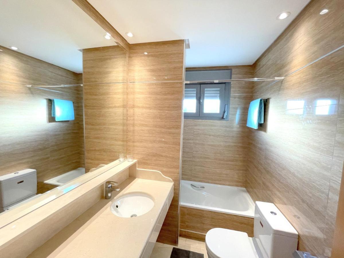 Brand New Modern 2 Bdrms Duplex Penthouse . Sea Views. 3 Min Walk To Beach! Benalmadena