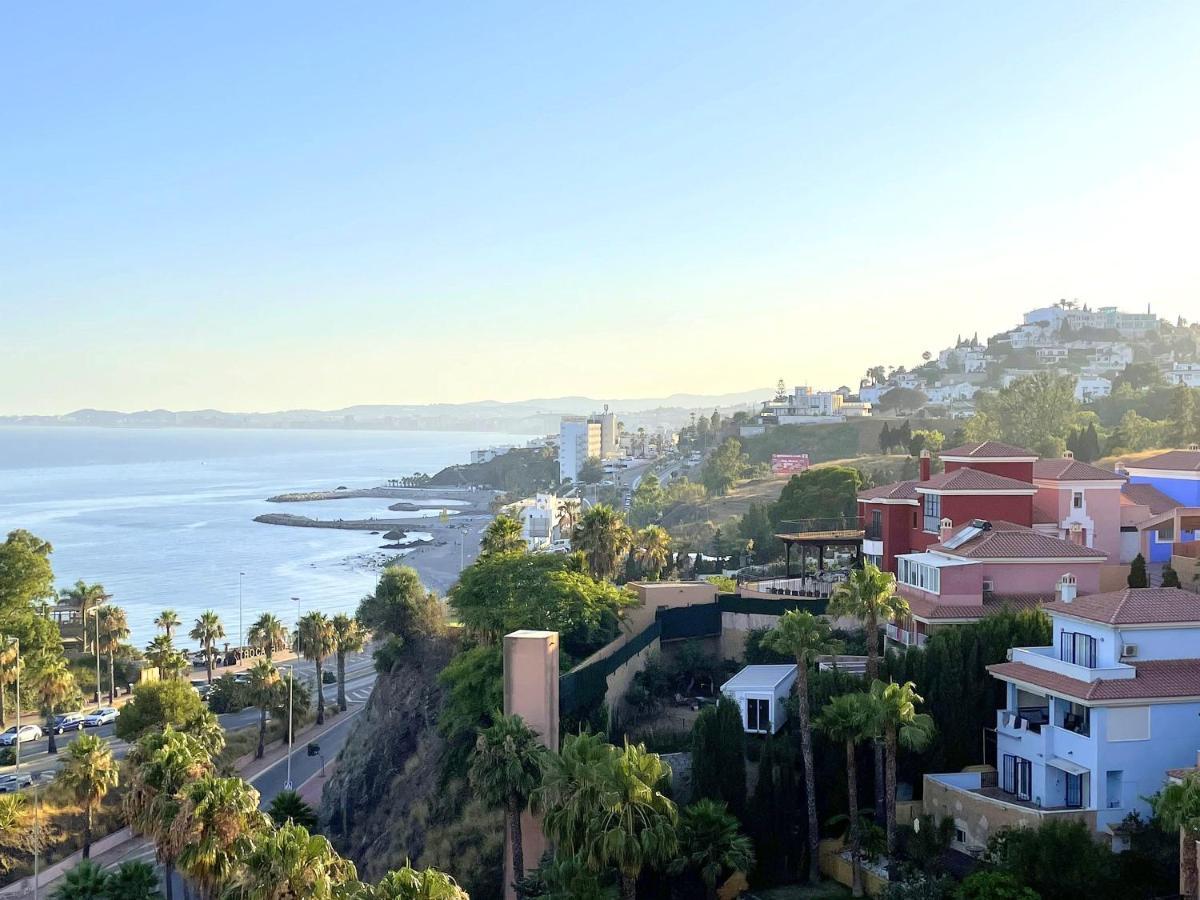 Apartment Brand New Modern 2 Bdrms Duplex Penthouse . Sea Views. 3 Min Walk To Beach! Benalmadena