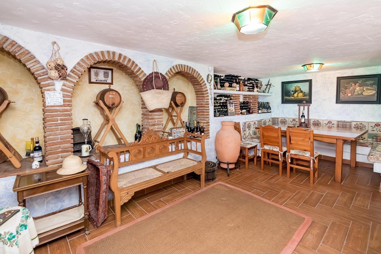 Bhost - Sunrise Villa *